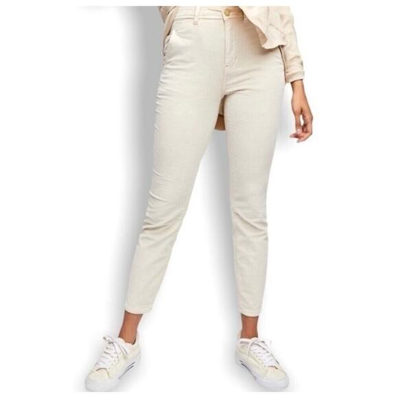 Free People Size 6 Fine Line Straight Leg Corduroy Crop Jeans Moon Rising Cream - Picture 1 of 9
